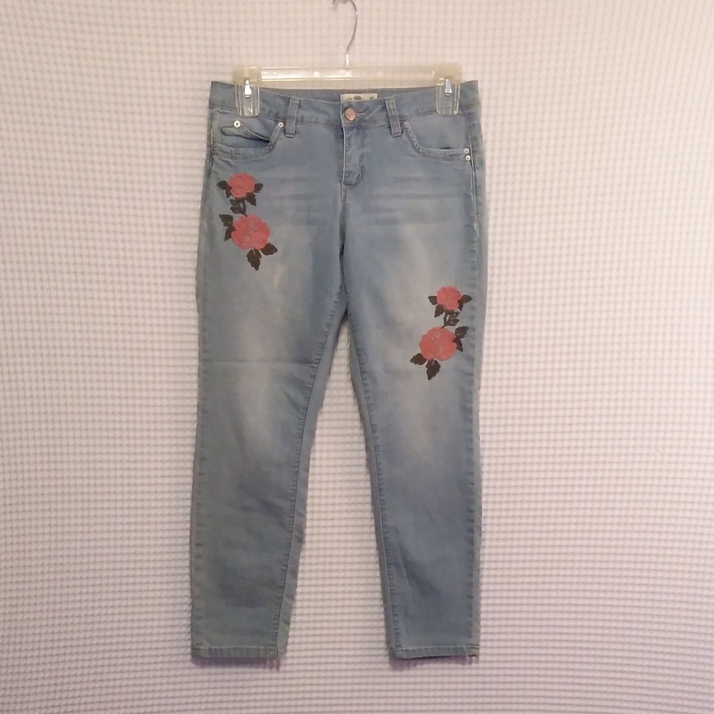 ROYALTY FOR ME PINK FLOWERED SKINNY STRETCH JEANS